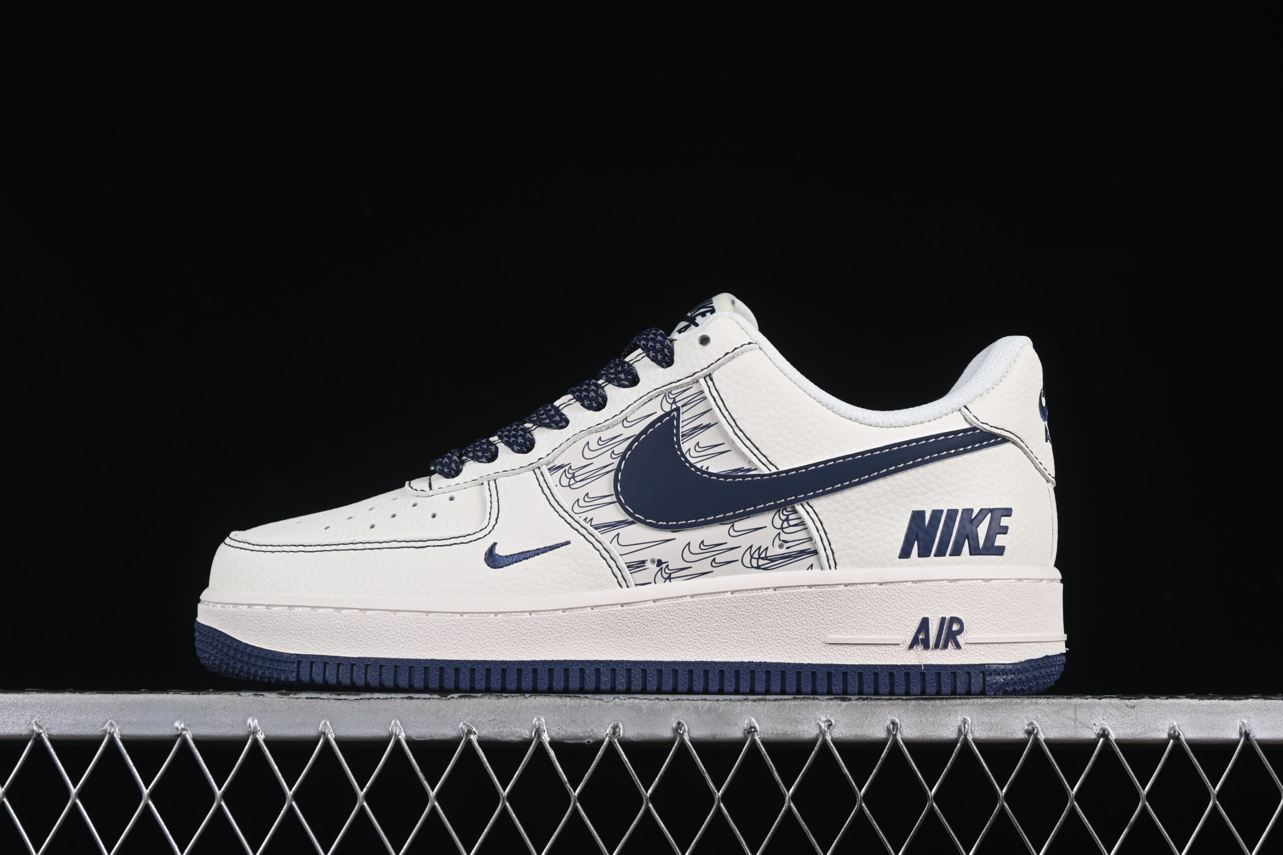 Nike Air Force 1'07 Low Nike Collaboration Blue Air Force 1 Low Top Casual Skate Shoes HH7518-069