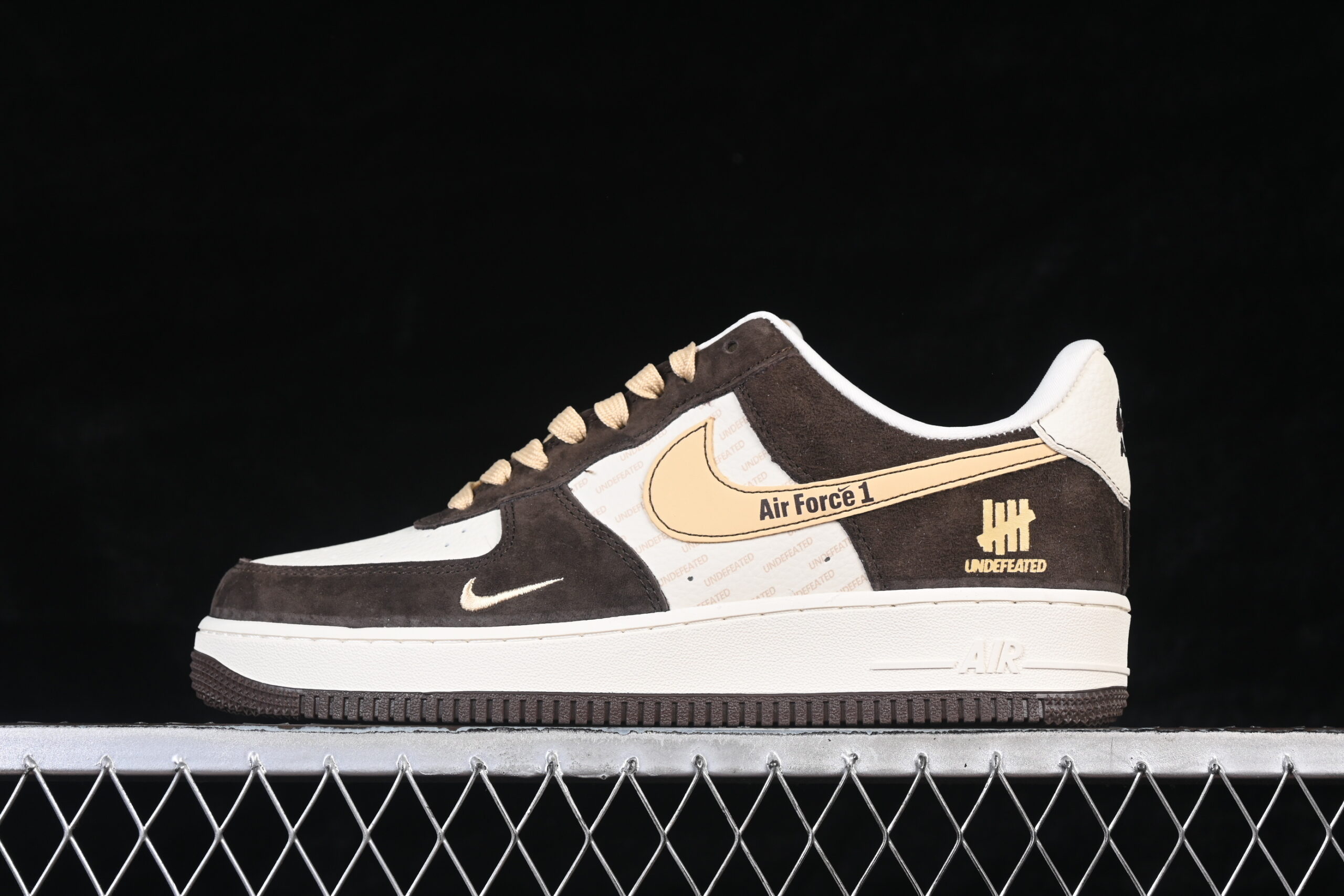 Nike Air Force 1'07 Low Collaboration Brown White Air Force 1 Low Top Casual Skate Shoes KD1688-001