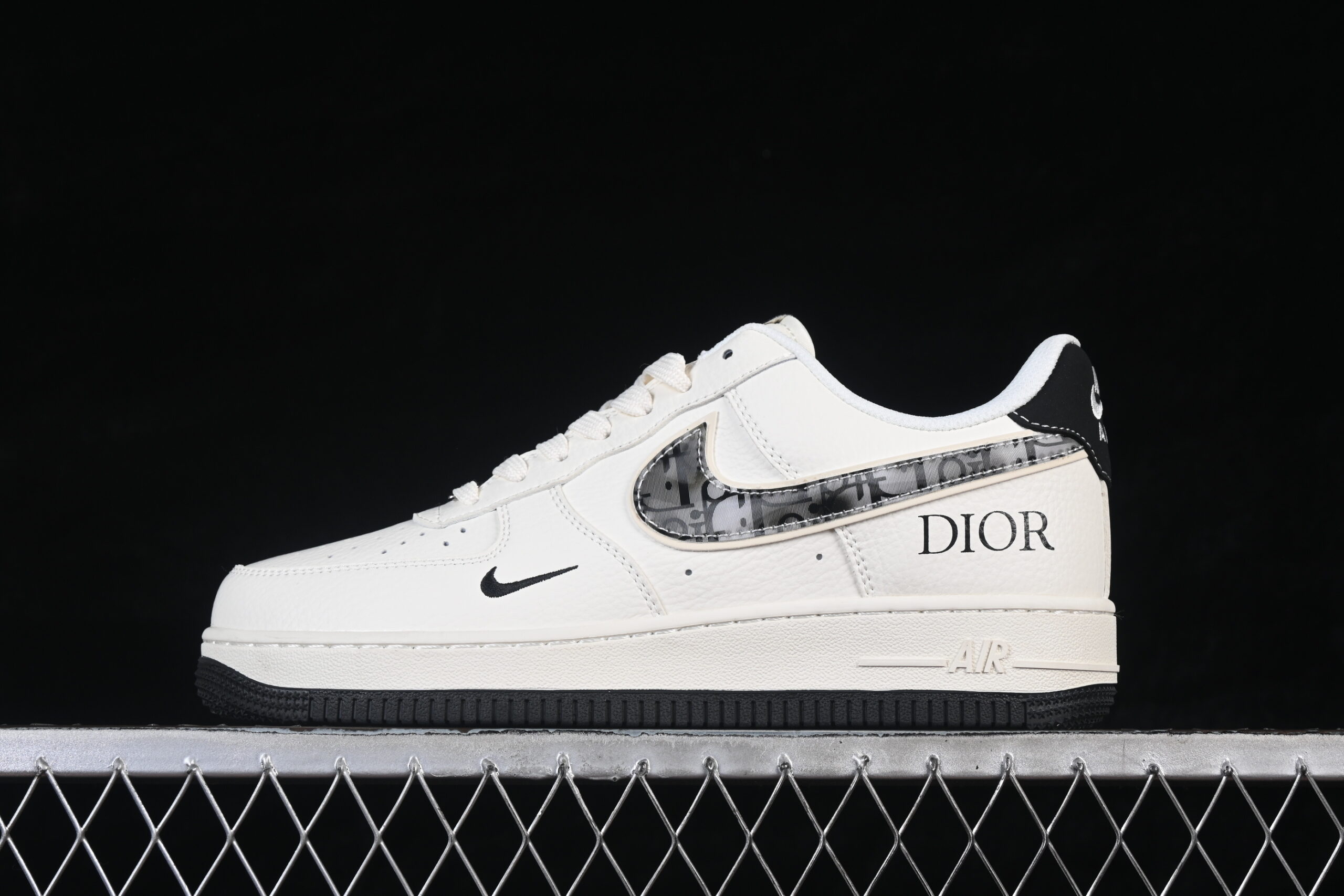 Nike Air Force 1'07 Low Collaboration Air Force 1 Low Top Casual Skate Shoes MM3399-811