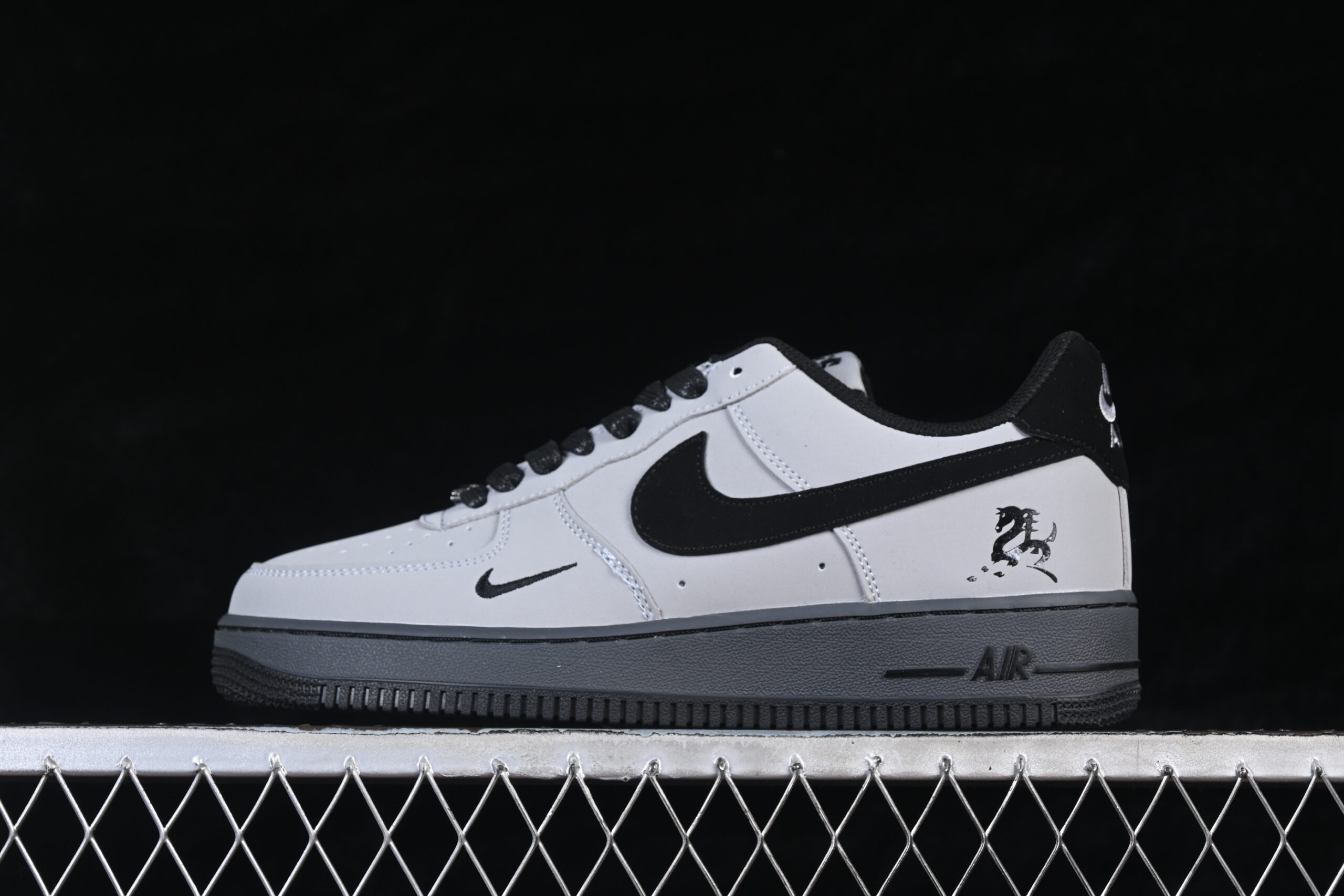 Nike Air Force 1'07 Low Limited Grey Air Force 1 Low Top Casual Skate Shoes Year of the Horse IH1401-100
