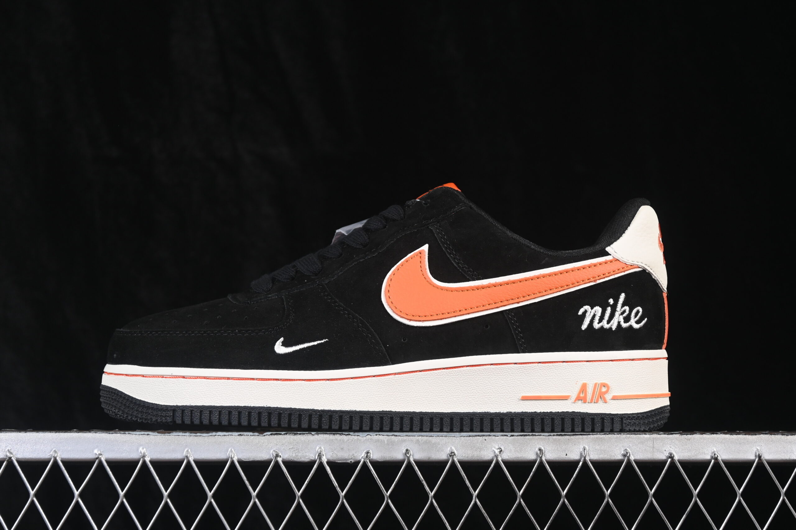 Nike Air Force 1'07 Low Black Air Force 1 Low Top Casual Skate Shoes FV3694-107