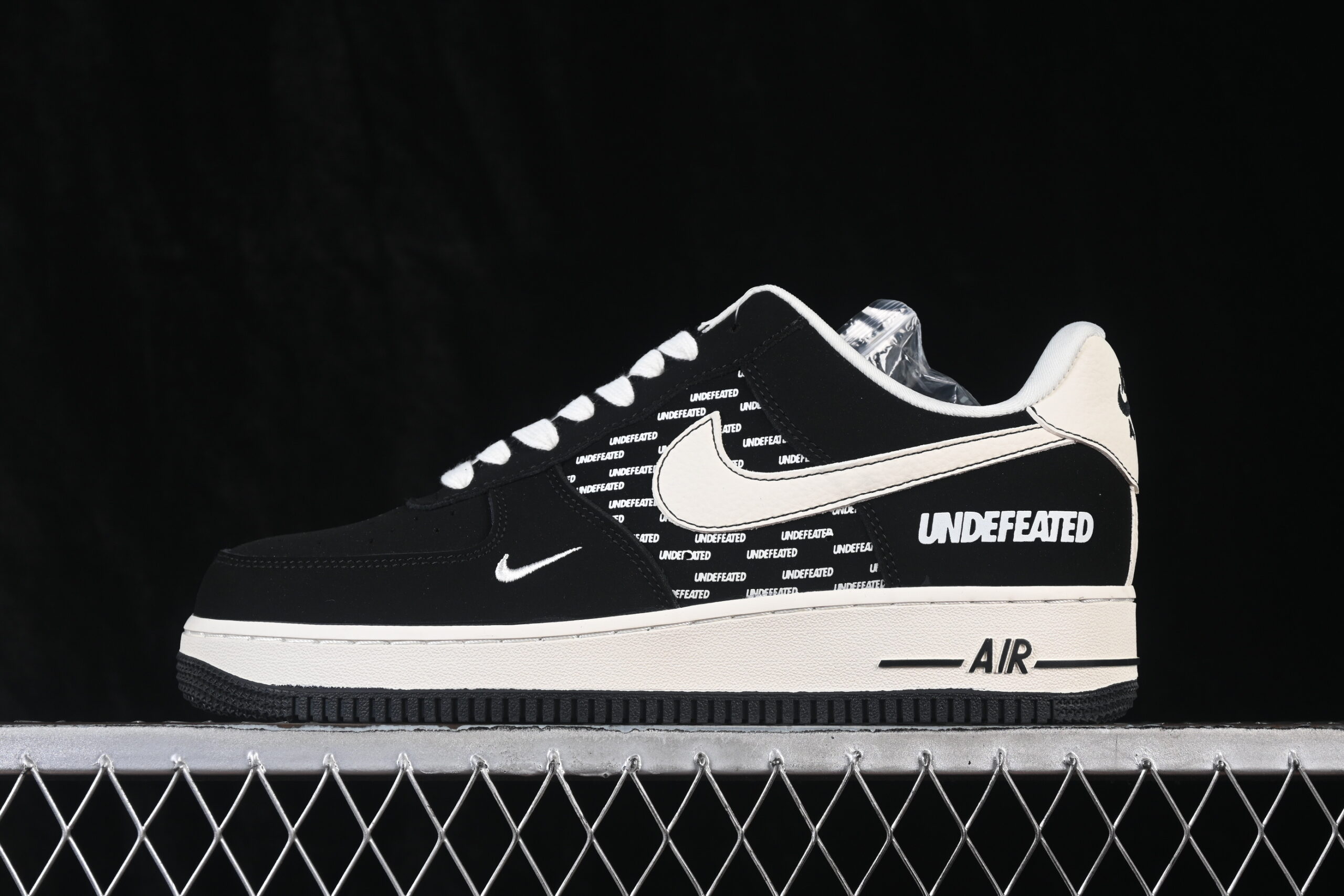 Nike Air Force 1'07 Low Black White Air Force 1 Low Top Casual Skate Shoes DW8806-004