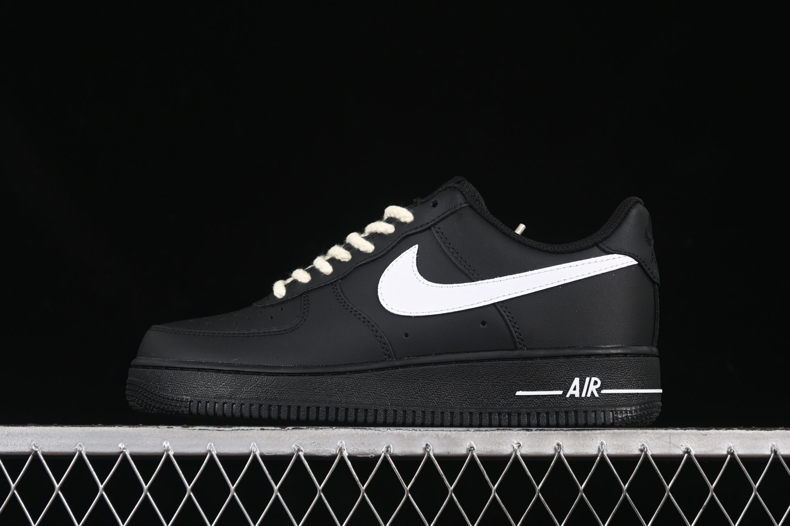 Nike Air Force 1'07 Low Black White Air Force 1 Low Top Casual Skate Shoes ZH0316-073