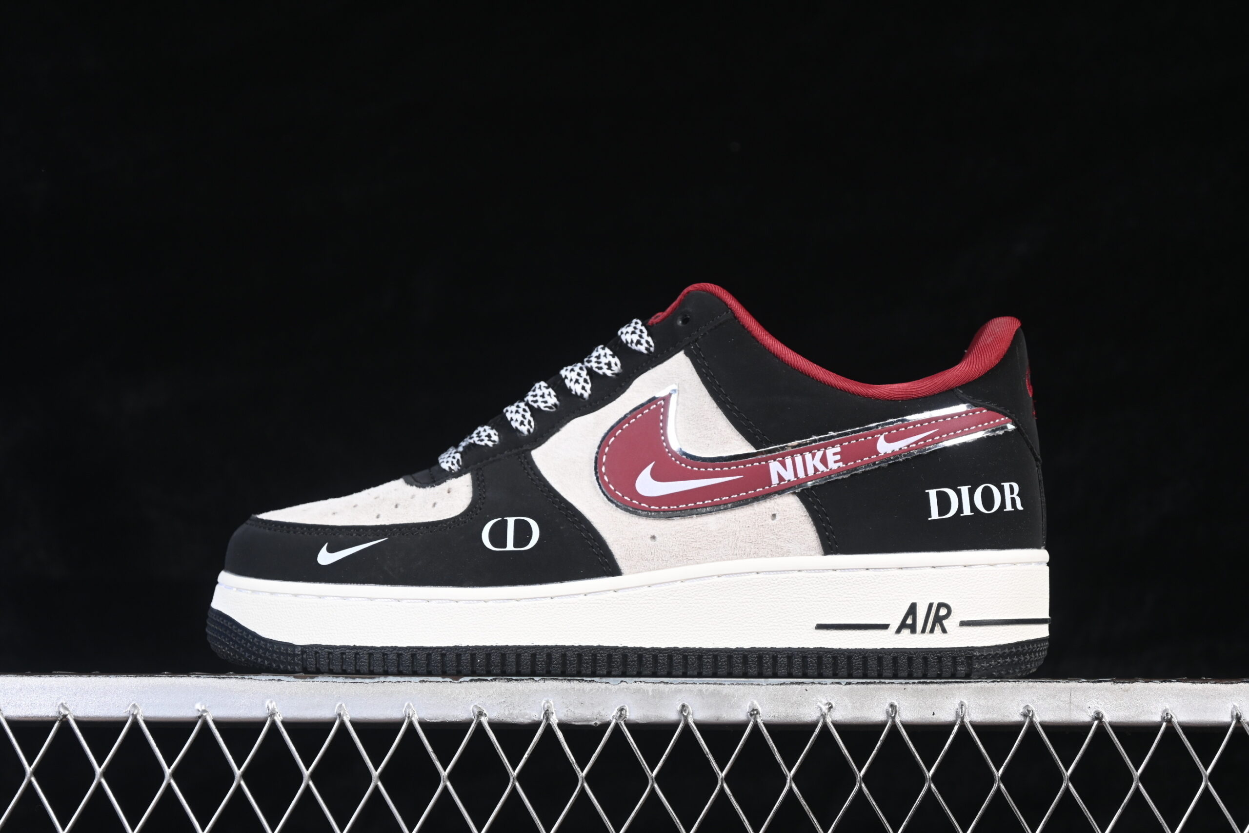 Nike Air Force 1'07 Low Black Red Air Force 1 Low Top Casual Skate Shoes SY1388-029