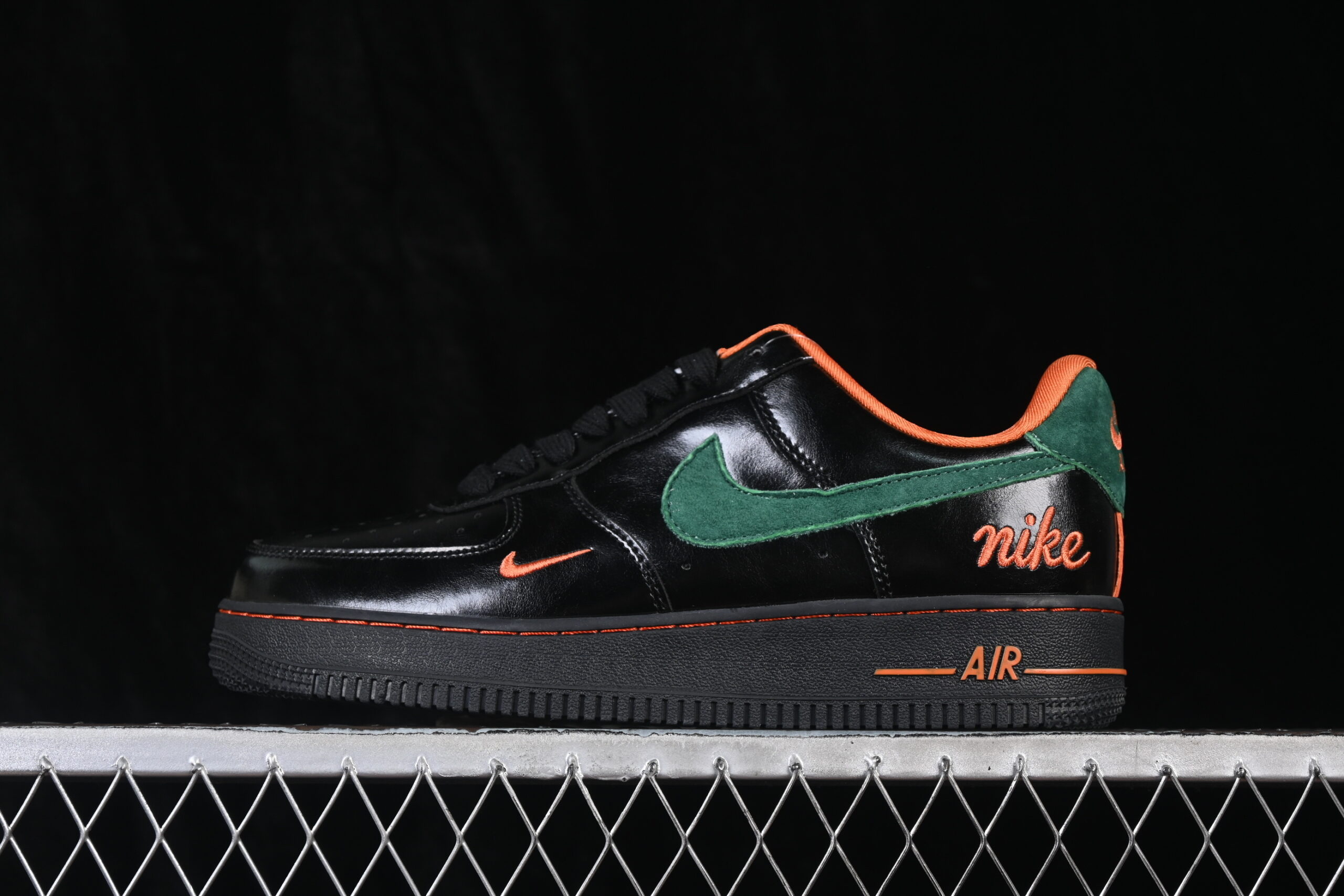 Nike Air Force 1'07 Low Black Green Air Force 1 Low Top Casual Skate Shoes FV3694-106