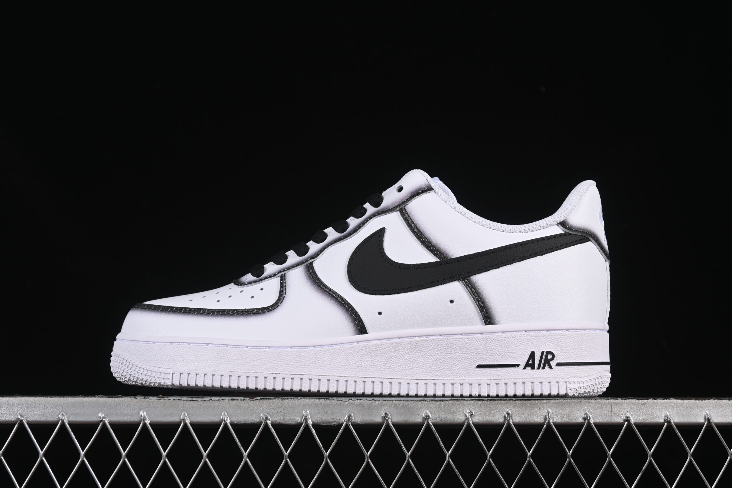 Nike Air Force 1'07 Low Black Green Air Force 1 Low Top Casual Skate Shoes ZH0316-075