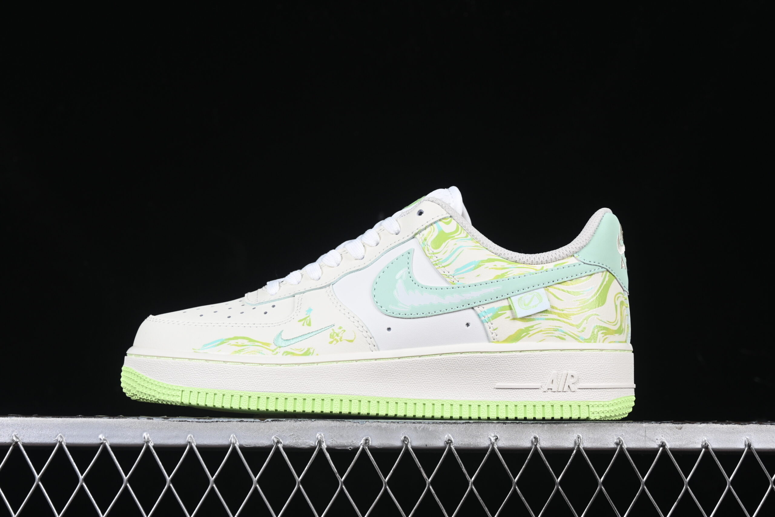 Nike Air Force 1'07 Low "Green Snake" Limited Low Top Casual Skate Shoes Year of the Snake FB1893-555