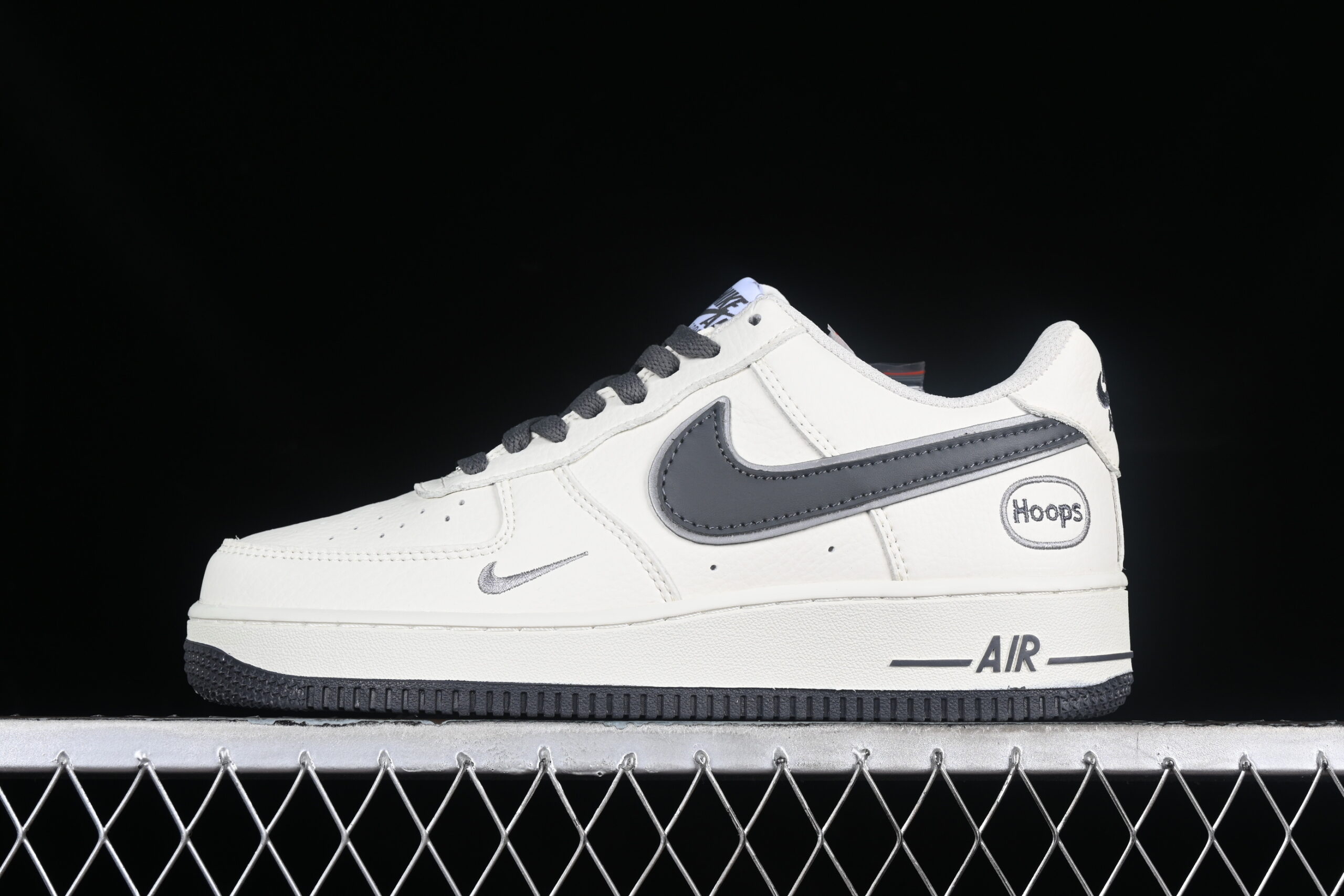 Nike Air Force 1'07 Low "Hoops" Cream Grey Air Force 1 Low Top Casual Skate Shoes HP2369-010