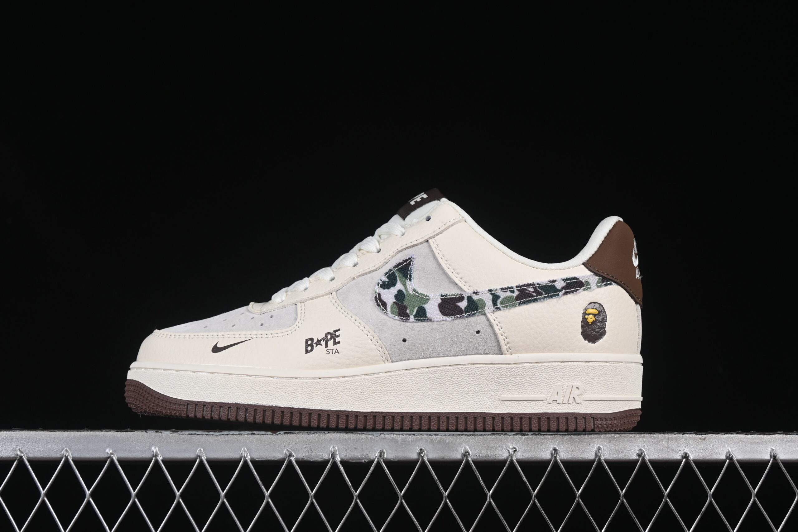 Nike Air Force 1'07 Low Bape Collaboration Cream Air Force 1 Low Top Casual Skate Shoes DF0188-030