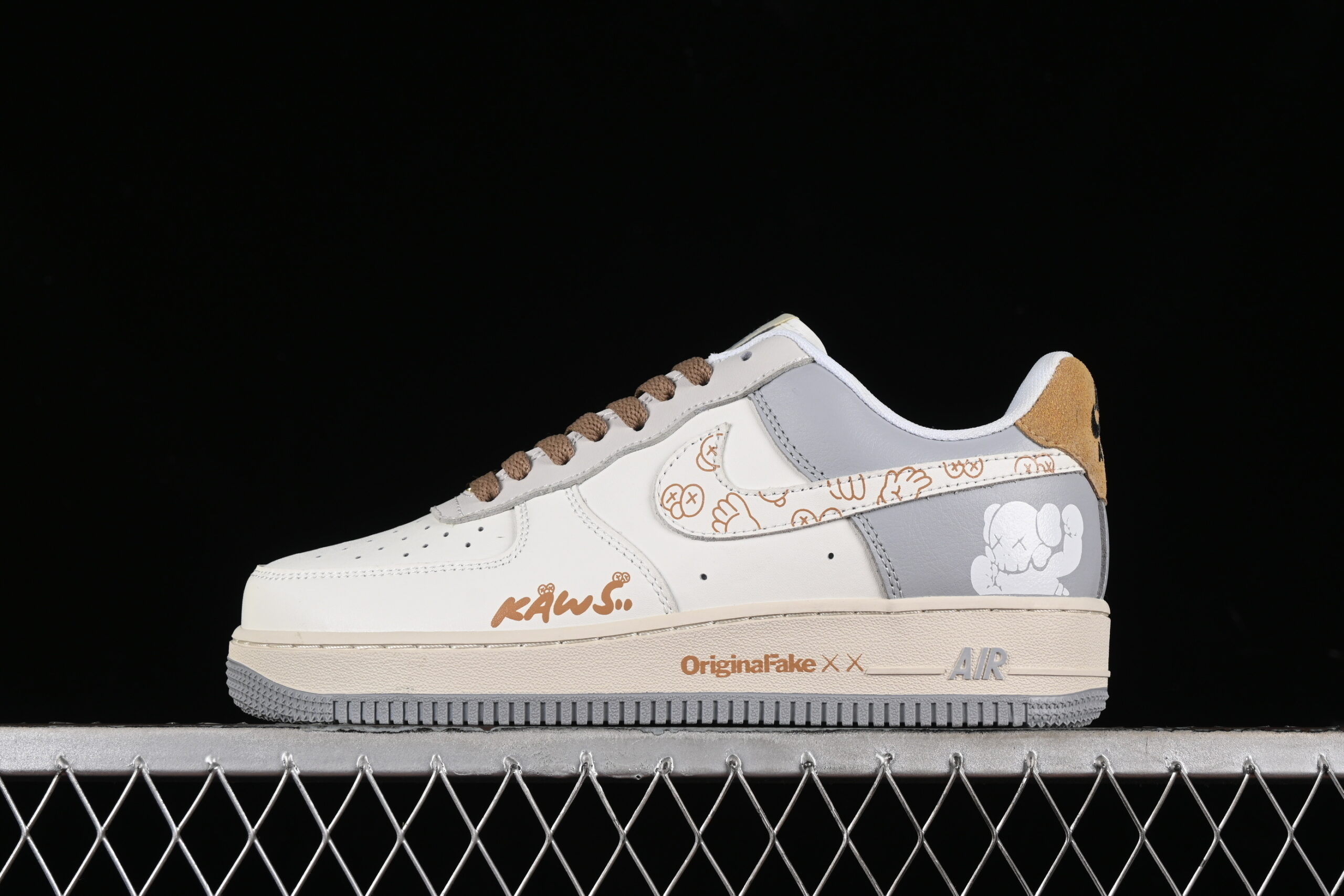 Nike Air Force 1'07 Low x Kaws Air Force 1 Low Top Casual Skate Shoes Custom CW2288-207