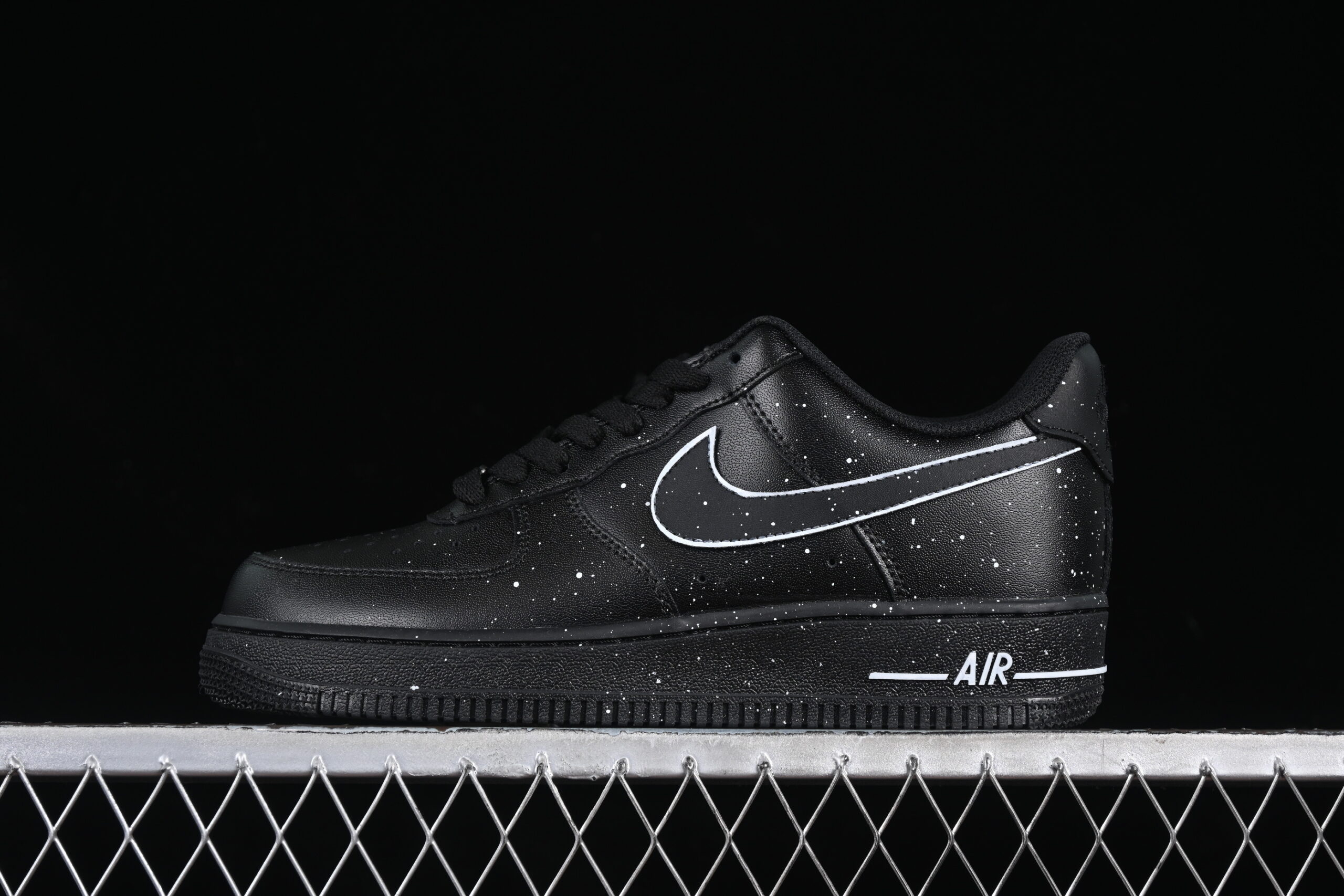 Nike Air Force 1'07 Low Black White Air Force 1 Low Top Casual Skate Shoes CK0316-059
