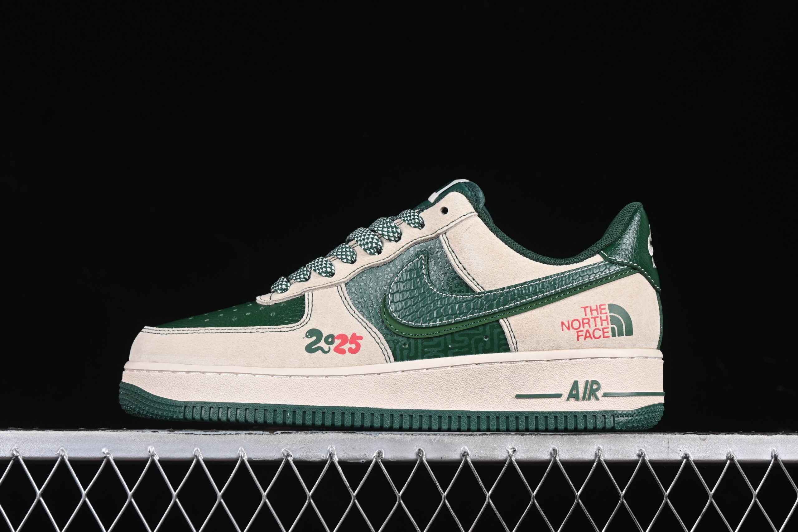 Nike Air Force 1'07 Low Collaboration Air Force 1 Low Top Casual Skate Shoes DM6688-015