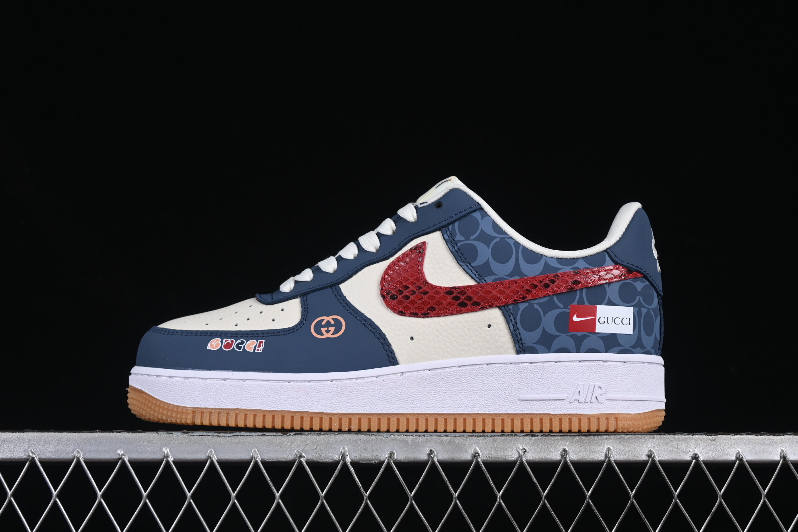 Nike Air Force 1'07 Low Collaboration Red Air Force 1 Low Top Casual Skate Shoes DF0188-039