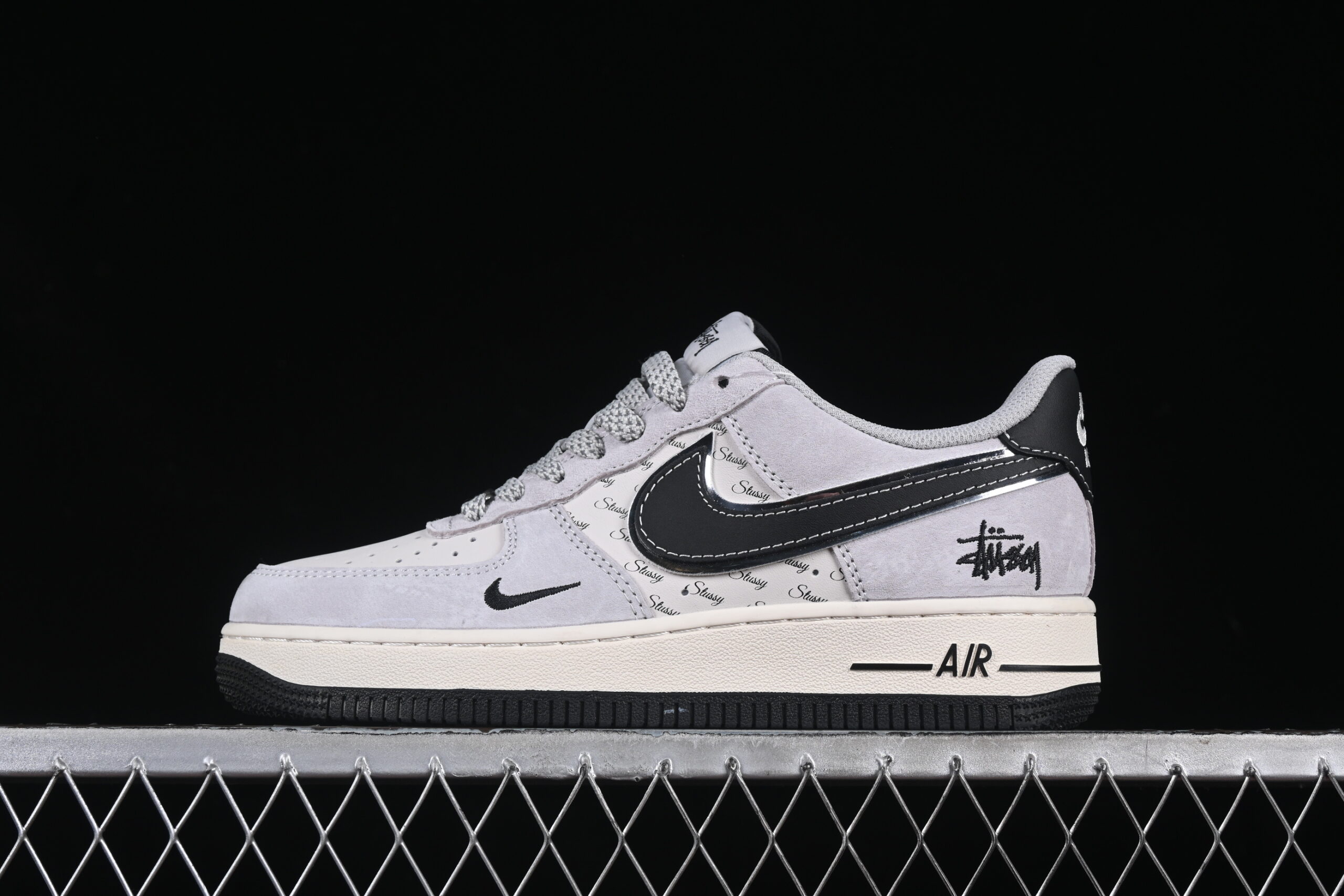 Nike Air Force 1'07 Low Collaboration Black Air Force 1 Low Top Casual Skate Shoes XZ6188-912