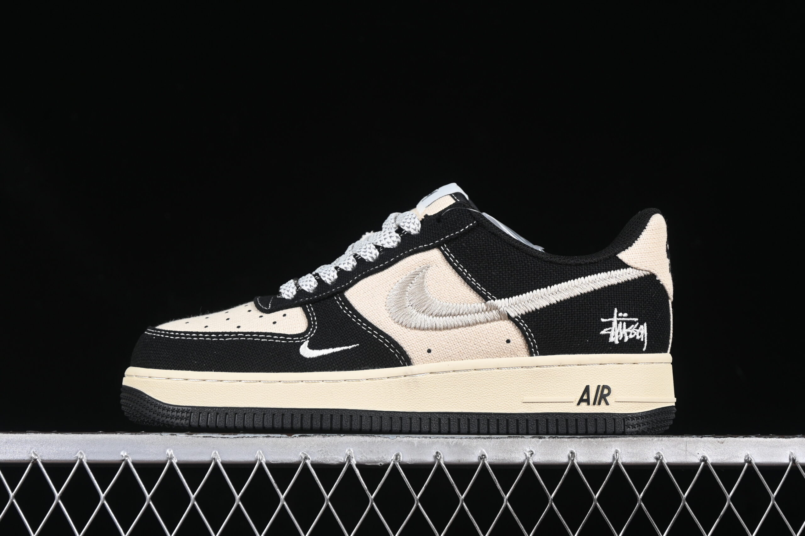 Nike Air Force 1'07 Low Collaboration Cream Black Air Force 1 Low Top Casual Skate Shoes XZ6188-762