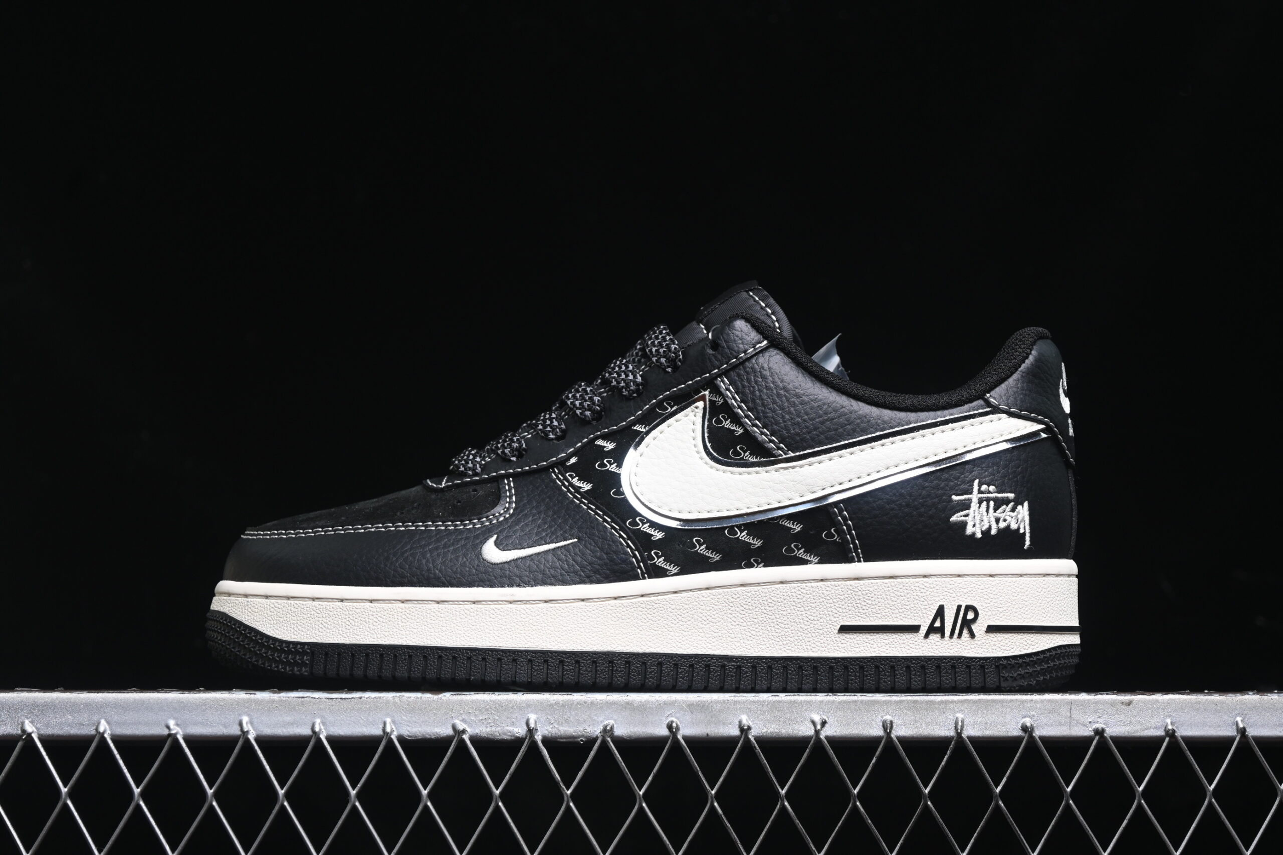 Nike Air Force 1'07 Low Collaboration - Black Air Force 1 Low Top Casual Skate Shoes XZ6188-311