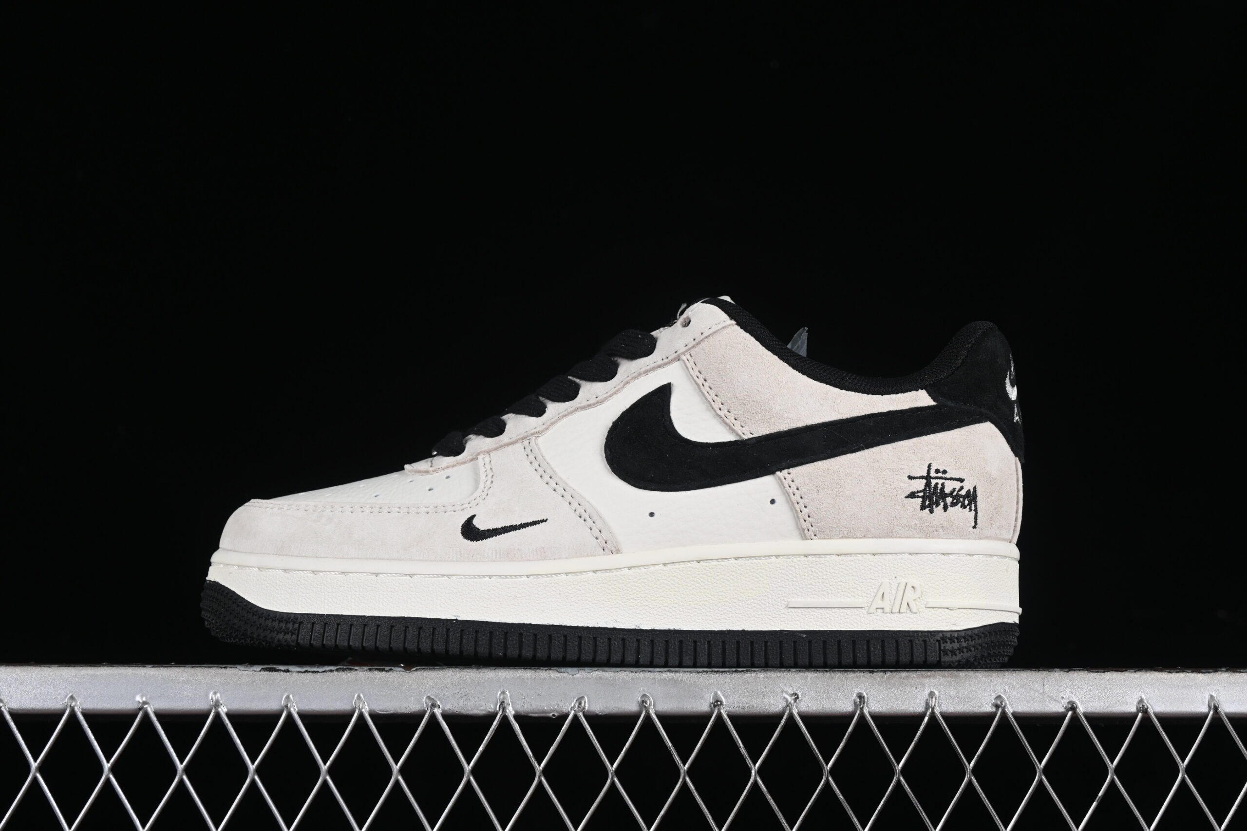 Nike Air Force 1'07 Low Collaboration - Cream Grey Black Air Force 1 Low Top Casual Skate Shoes HD1968-012