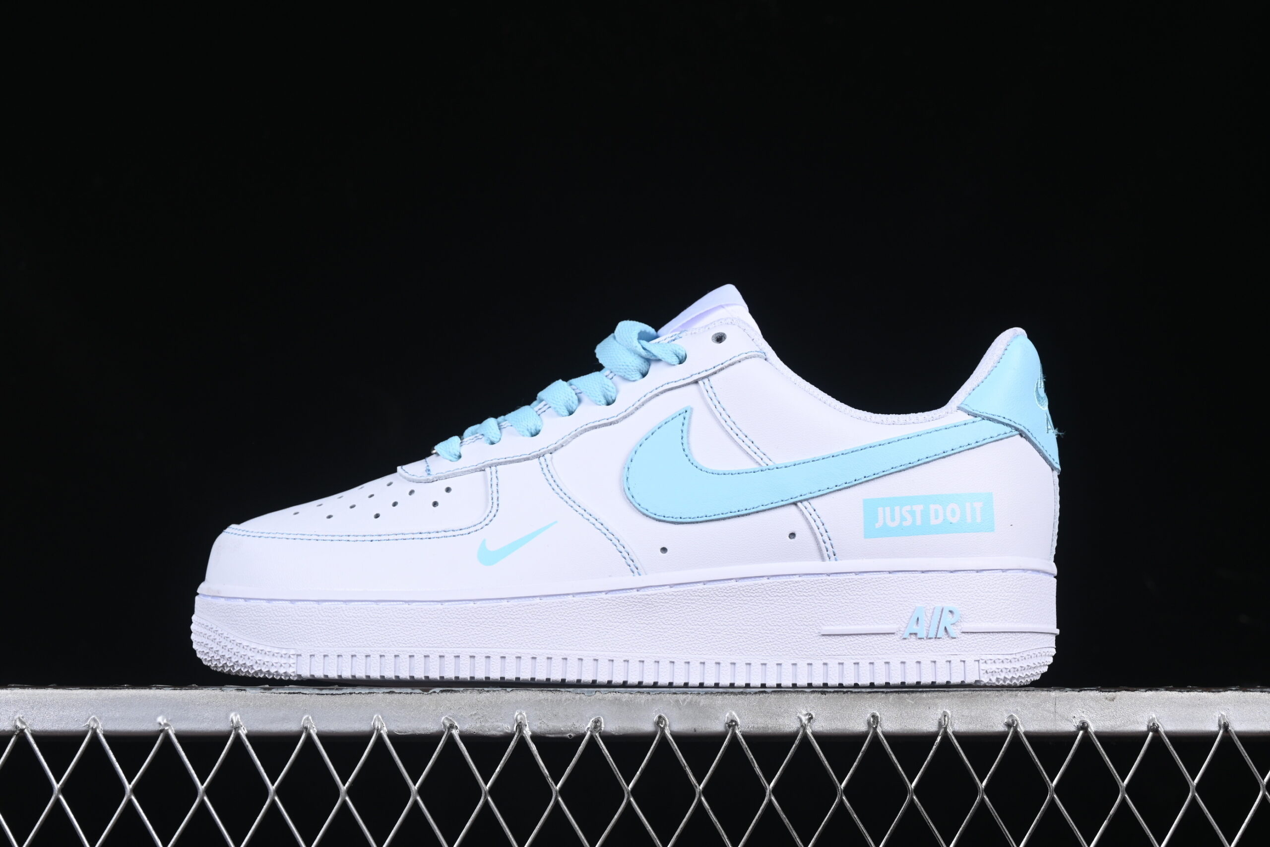 Nike Air Force 1'07 Low White Blue Air Force 1 Low Top Casual Skate Shoes CW2288-026