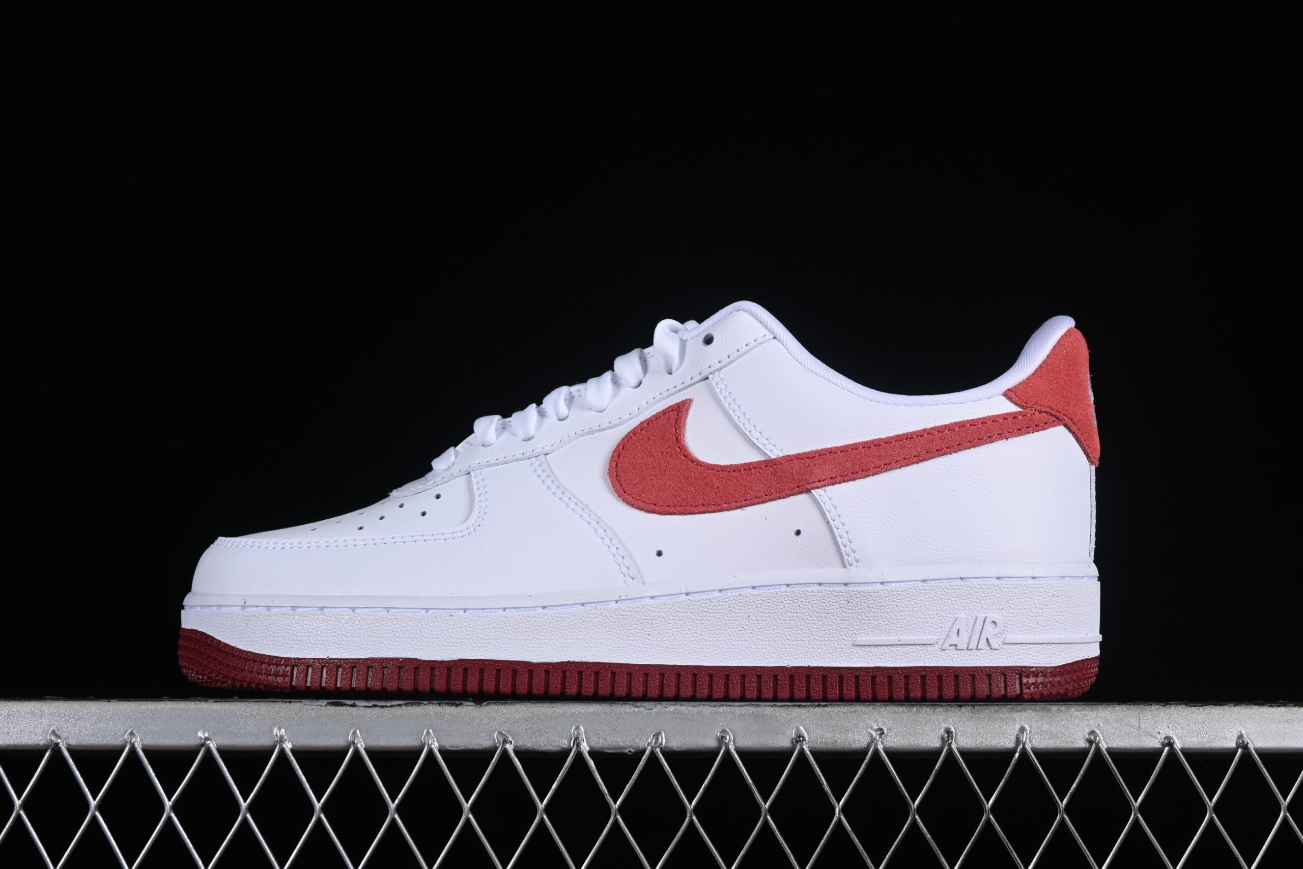 Nike Air Force 1'07 Low Air Force 1 Low Top Casual Skate Shoes FQ7626-100