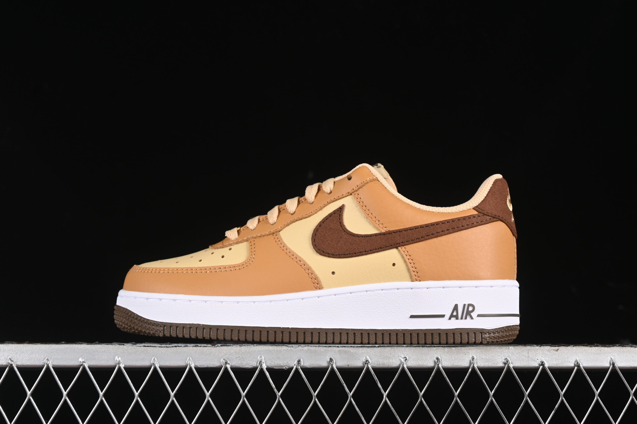 Nike Air Force 1'07 Low Air Force 1 Low Top Casual Skate Shoes HQ3905-200