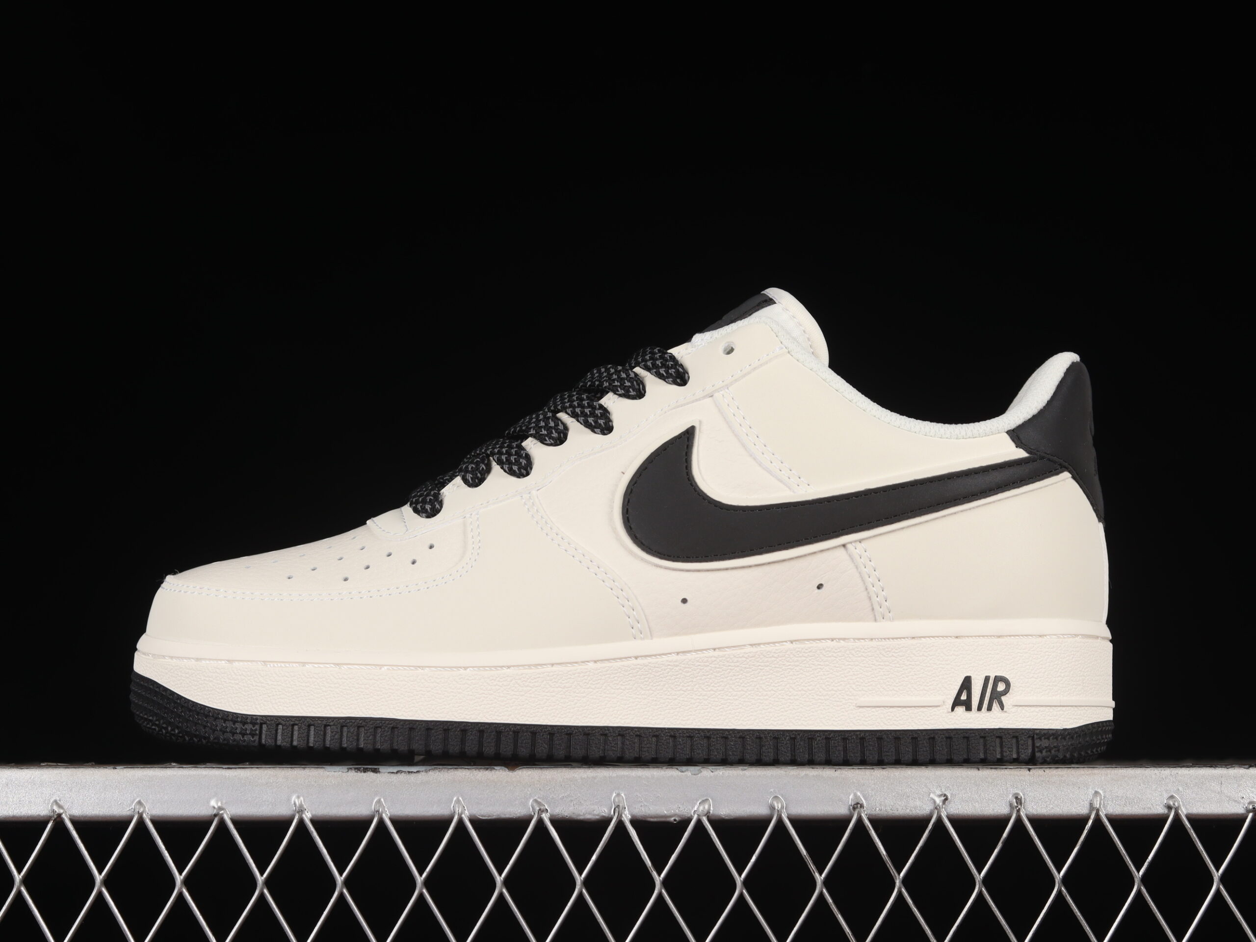Nike Air Force 1'07 Low Cream Black Air Force 1 Star Pattern Low Top Casual Skate Shoes Glitter GL6835-001