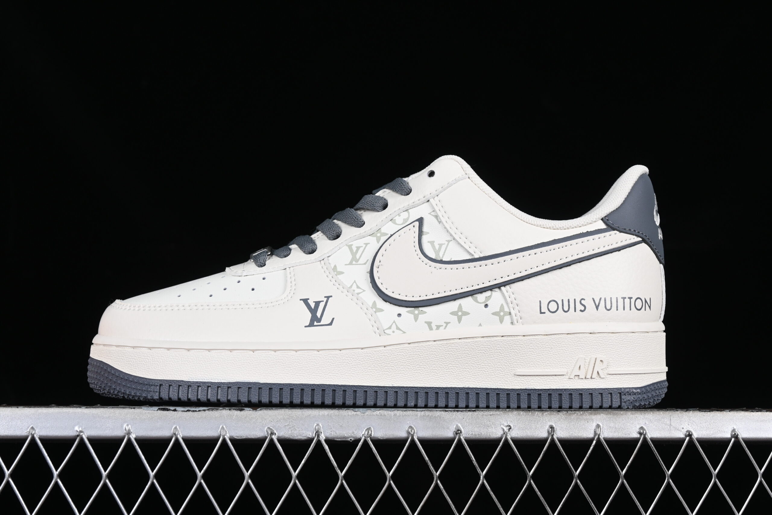 Nike Air Force 1'07 Low Collaboration Air Force 1 Low Top Casual Skate Shoes Custom Edition FB0788-200