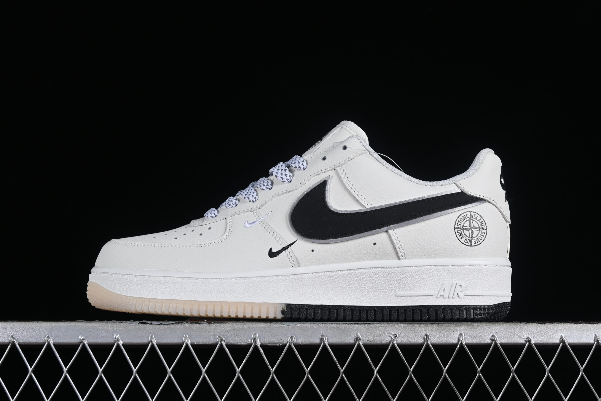 Nike Air Force 1'07 Low Collaboration Air Force 1 Low Top Casual Skate Shoes SL-240222 Custom Edition