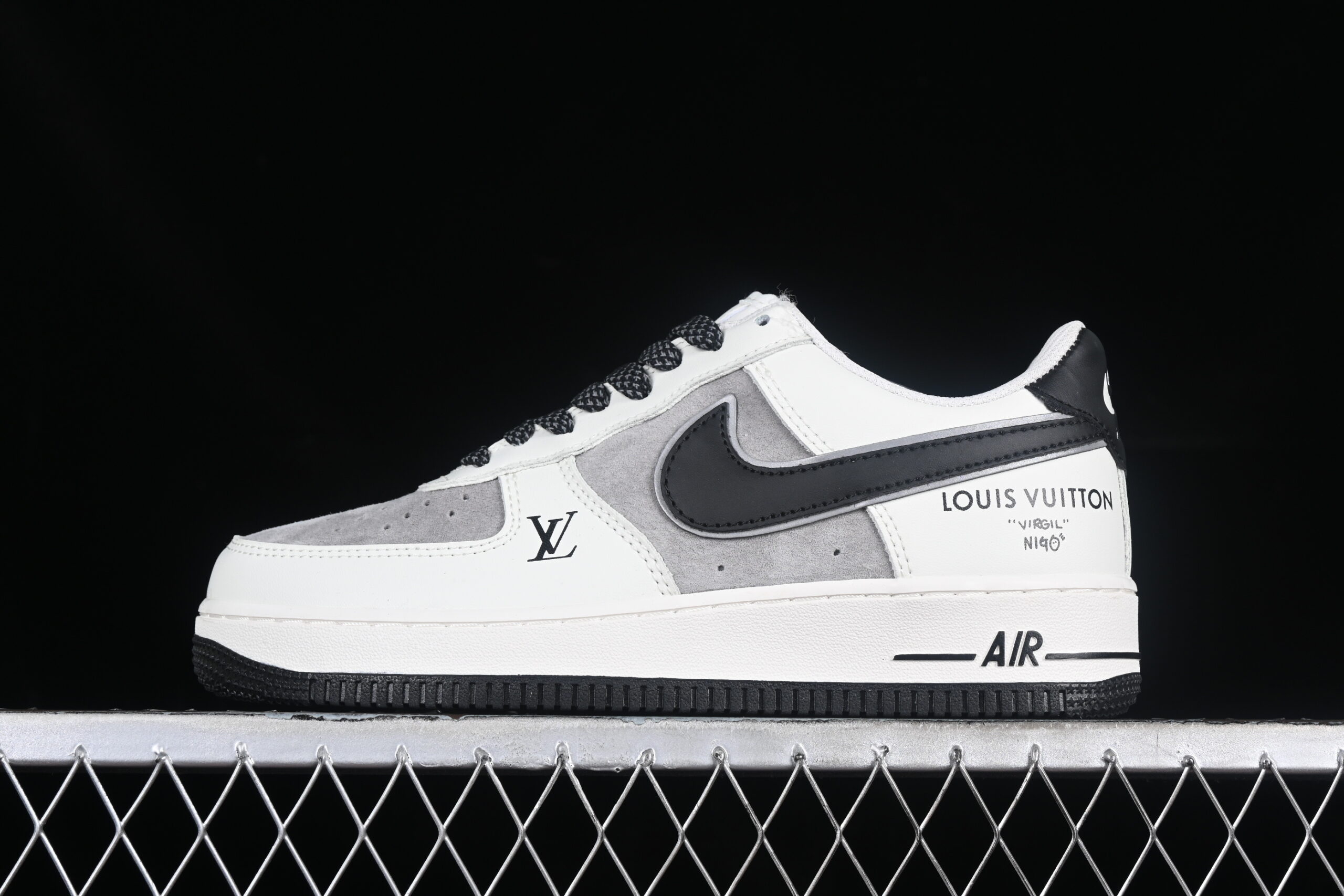 Nike Air Force 1'07 Low Collaboration Cream Black Air Force 1 Low Top Casual Skate Shoes AV0383-251
