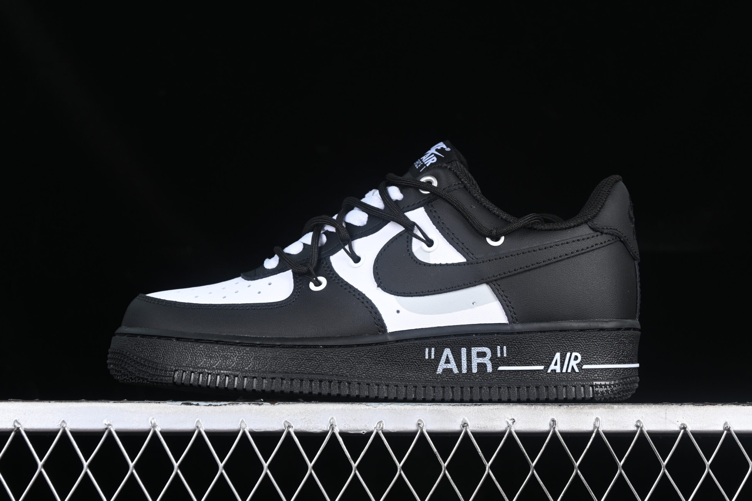Nike Air Force 1'07 Low Black White Air Force 1 Low Top Casual Skate Shoes Custom DX2340-001