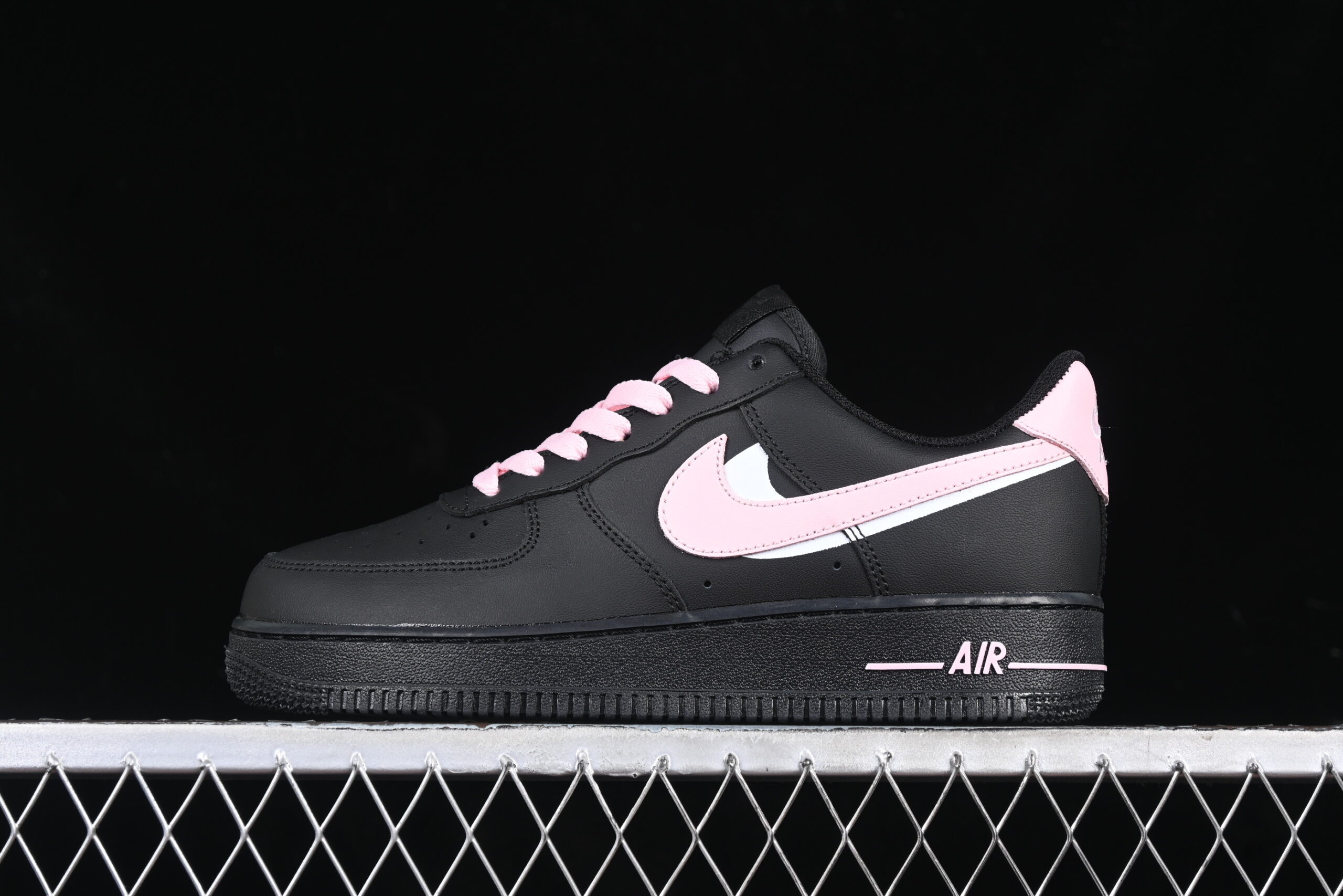 Nike Air Force 1'07 Low Black Pink Air Force 1 Low Top Casual Skate Shoes CW2288-028