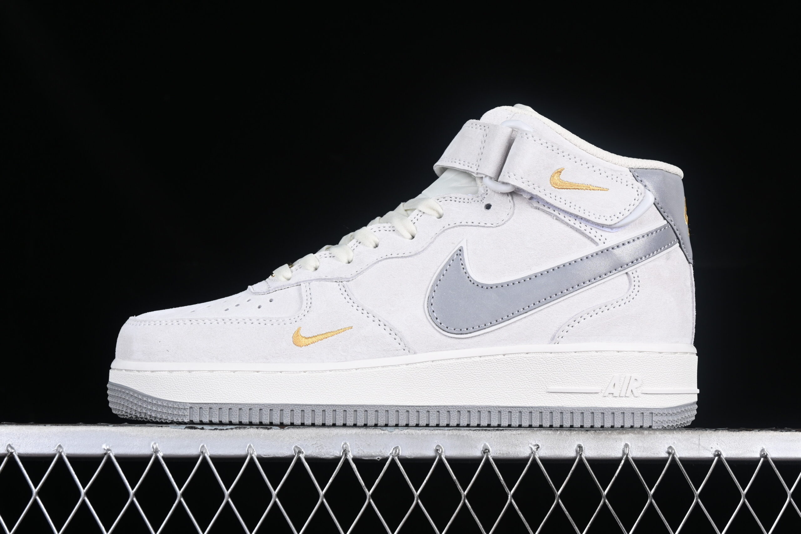 Nike Air Force 1'07 Mid Grey Suede Air Force 1 Mid Top Casual Skate Shoes KG3031-012
