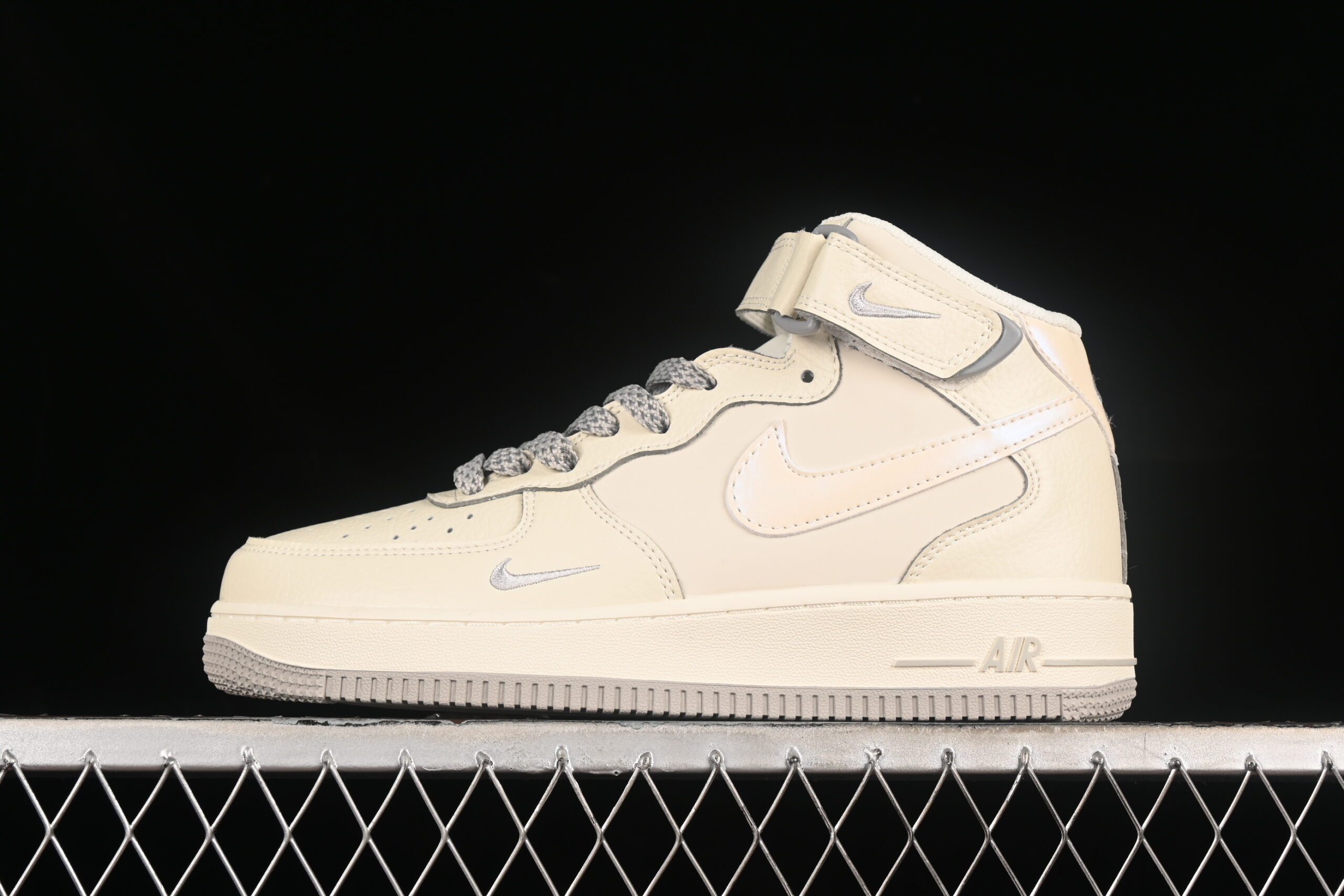 Nike Air Force 1'07 Mid Grey Air Force 1 Mid Top Casual Skate Shoes SG2356-806