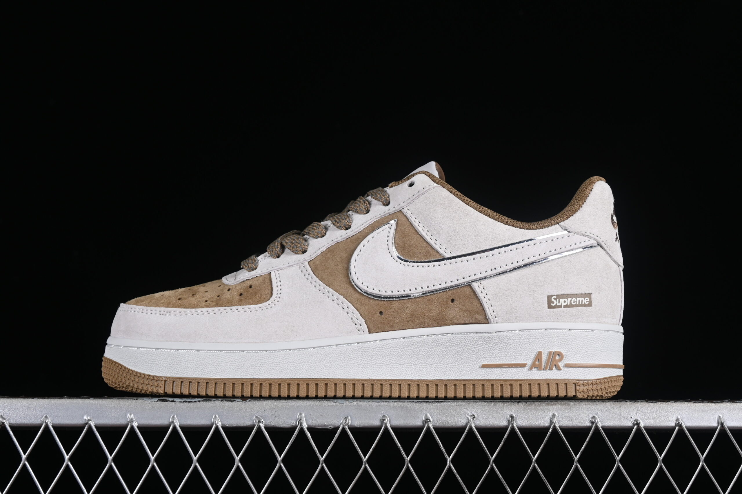 Supreme x Nike Air Force 1'07 Low Grey Suede Collaboration Air Force 1 Low Top Casual Skate Shoes ME2392-101